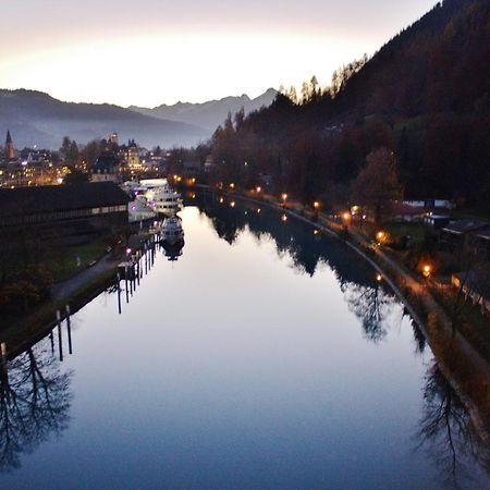 The River Village Интерлакен Экстерьер фото