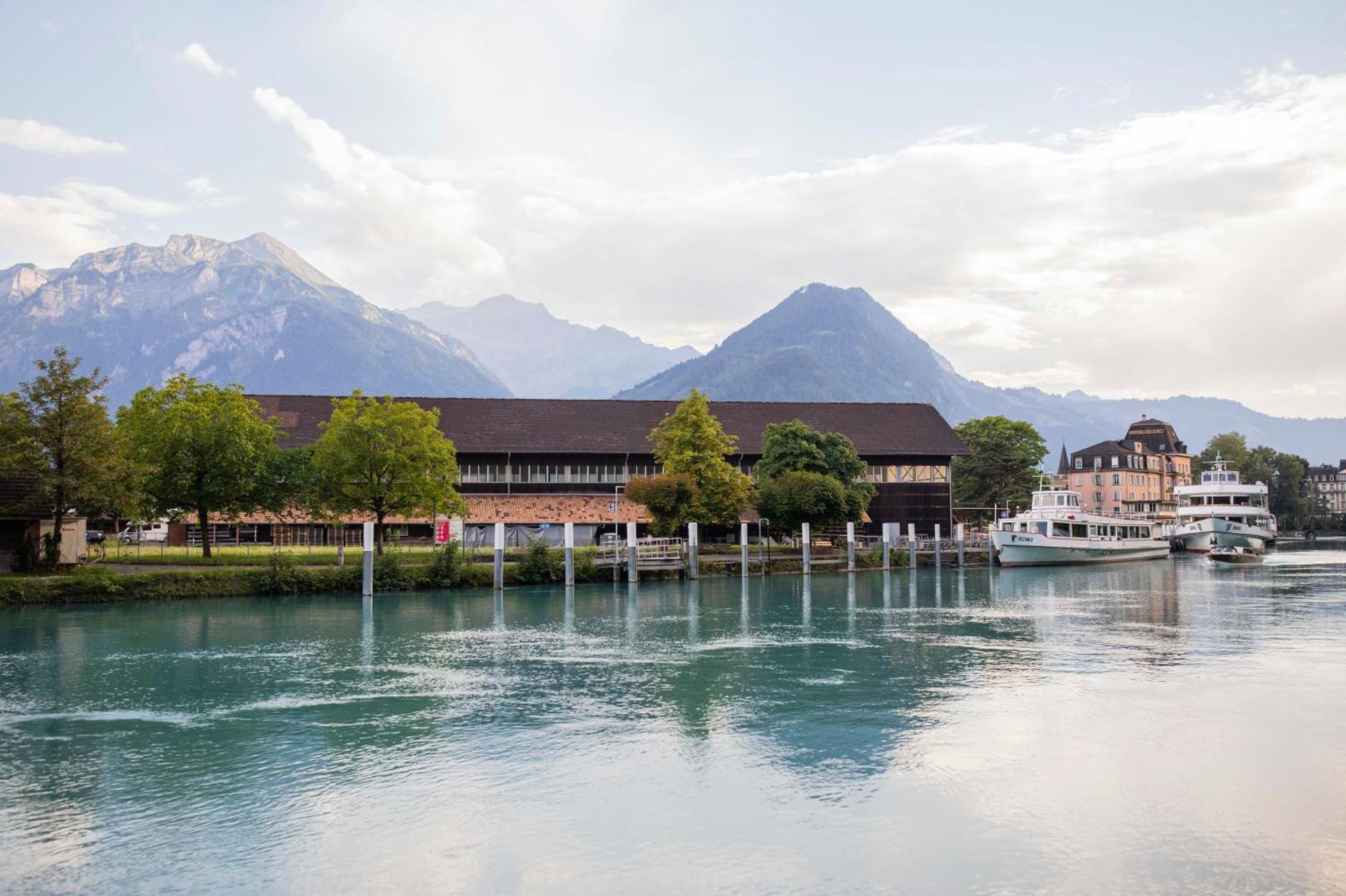The River Village Интерлакен Экстерьер фото