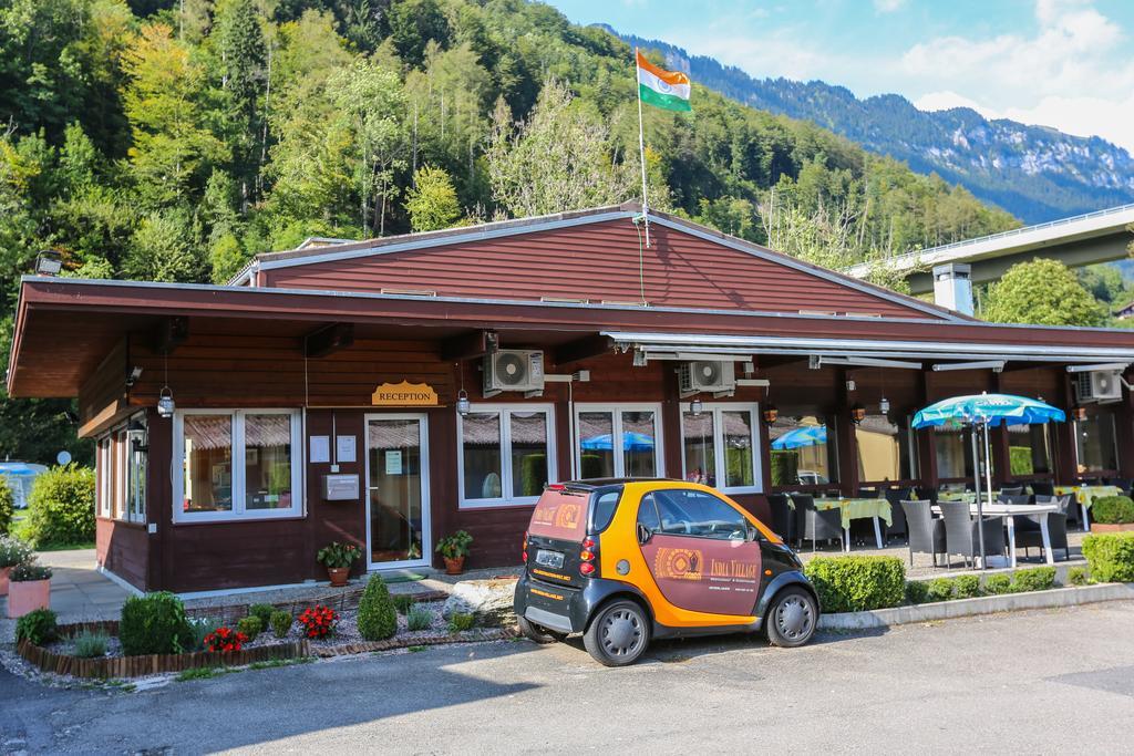 The River Village Интерлакен Экстерьер фото
